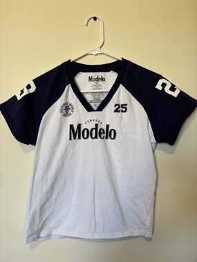 Cerveza Modelo Beer Branded Raglan Sports Jersey Size XL